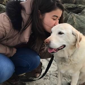 Meet your Posher, Abby